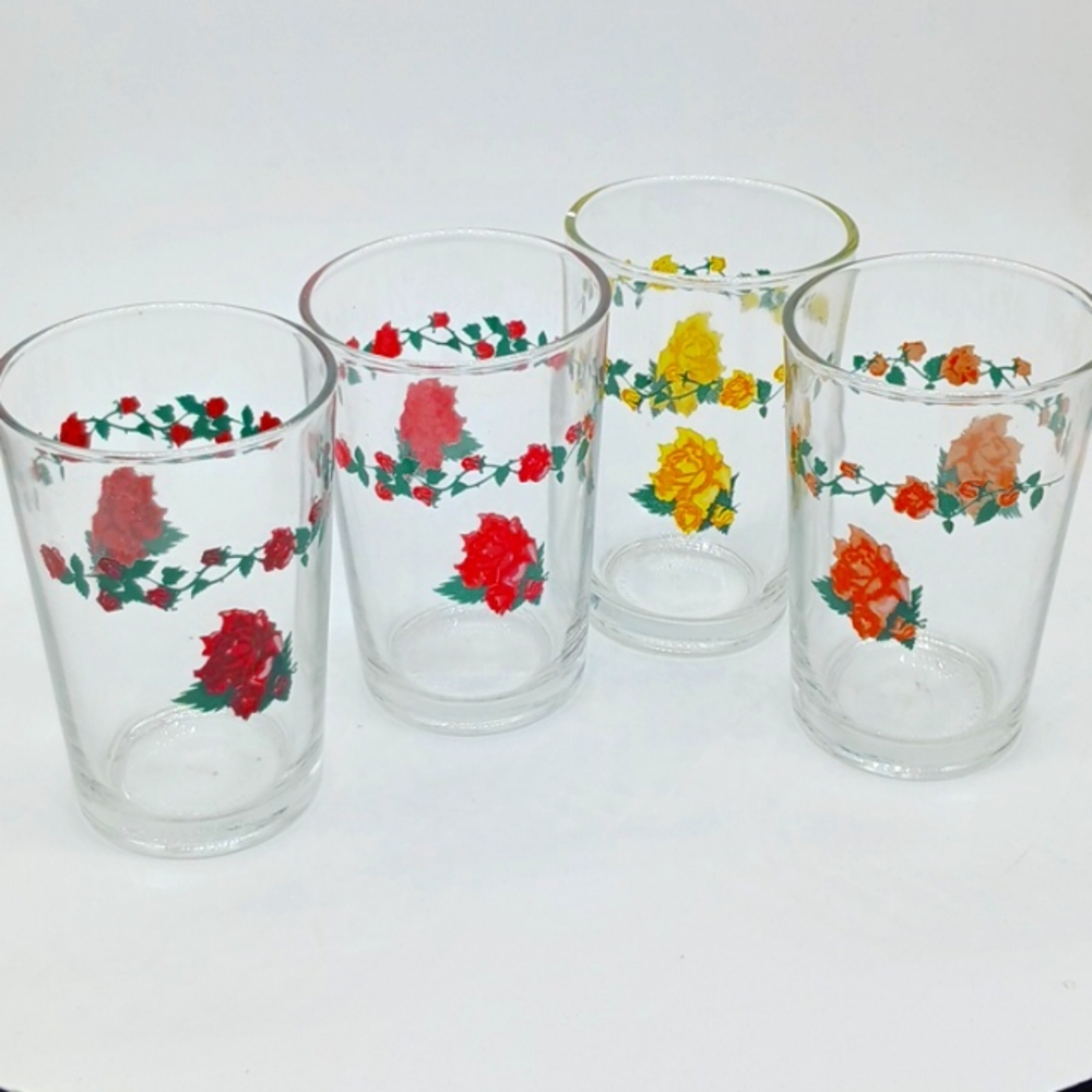 Set of 4~kig Malaysia Vintage  Flower JUICE GLASSES